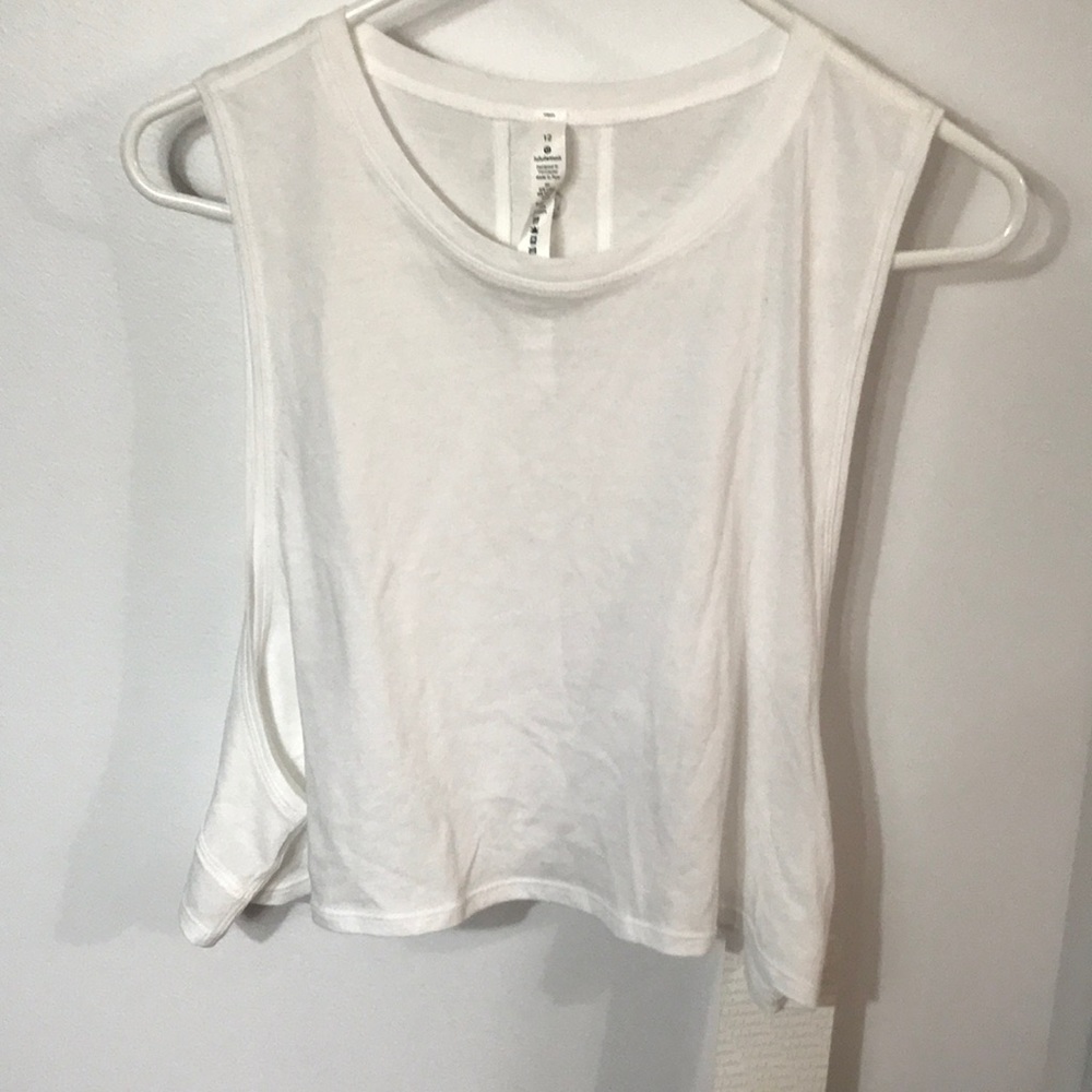 Lululemon size 12 muscle love crop tank gray new